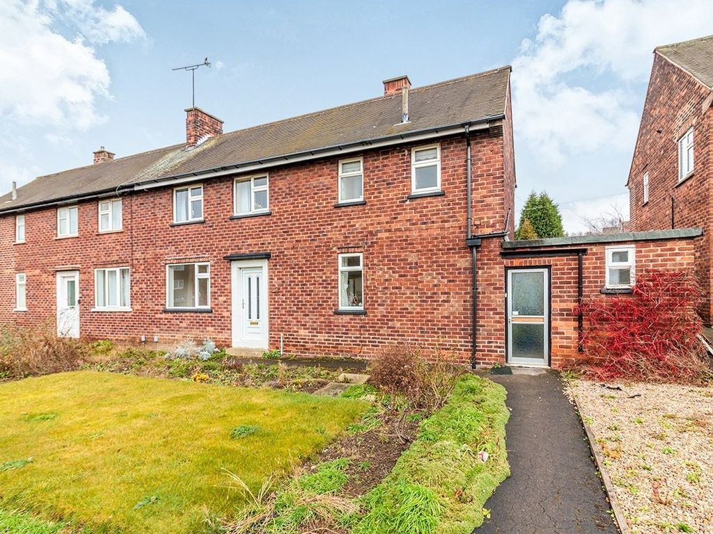 3 bed end terrace house for sale in Broom Valley Road, Rotherham, South