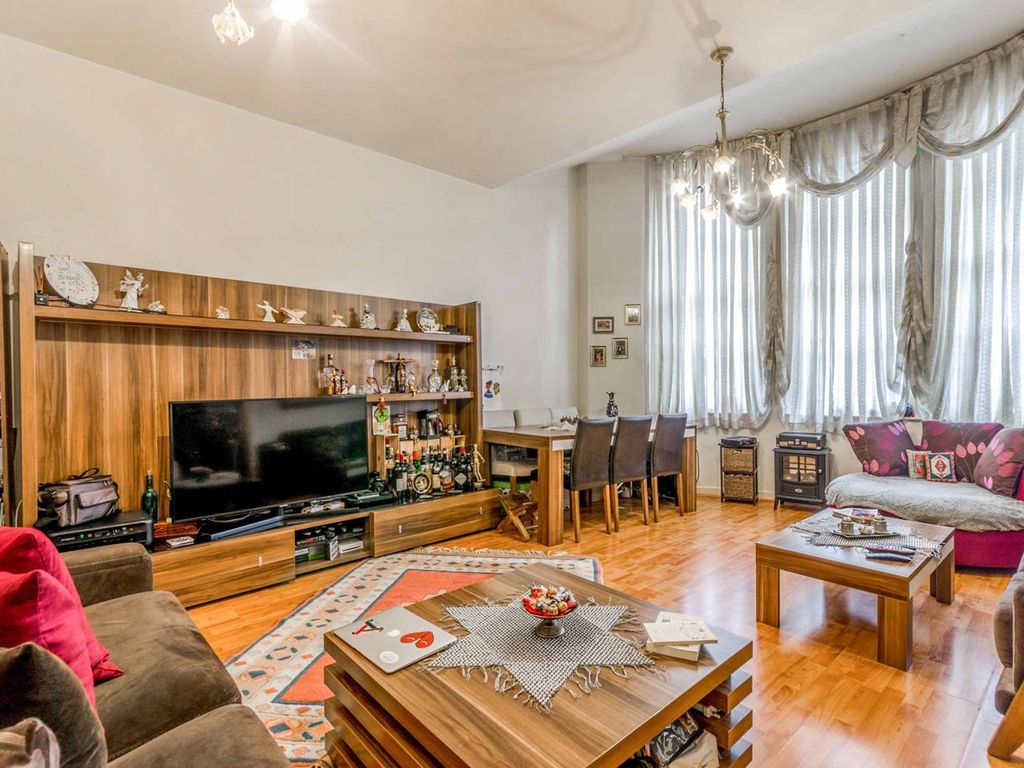 Watkinson Road, Holloway, London N7  