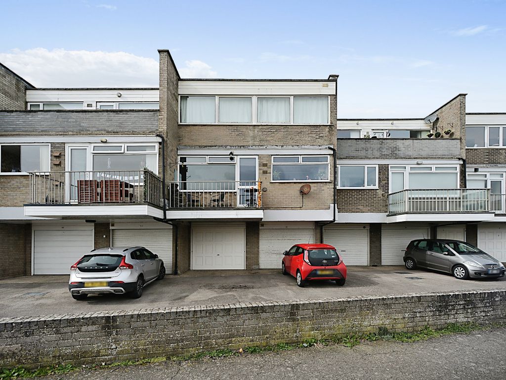 2 bed flat for sale in Fort Road, Newhaven BN9 Zoopla