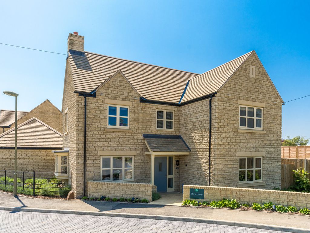New home, 4 bed detached house for sale in Abbey Green, Eynsham OX29, £