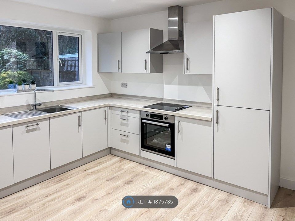 3 bed semidetached house to rent in Birley Street, Stapleford, Nottingham NG9, £1,200 pcm Zoopla