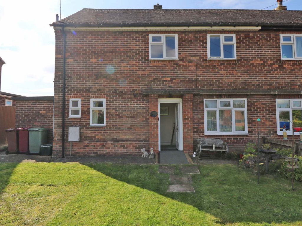 3 bed semidetached house for sale in Brethergate Villas, Westwoodside