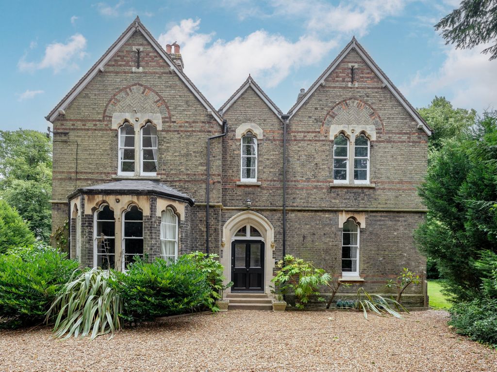 6 bed detached house for sale in Lynn Road, Wisbech PE13, £750,000 Zoopla