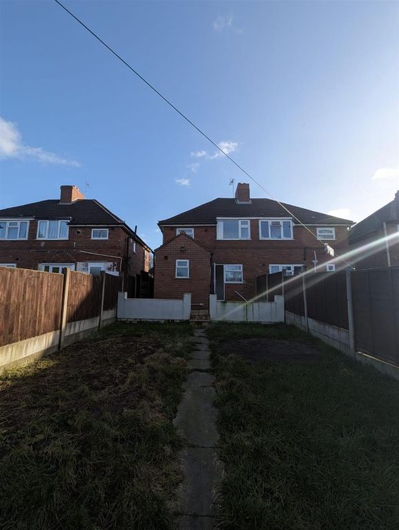 3 bed property to rent in Coronation Road, Walsall Wood, Walsall WS9, £