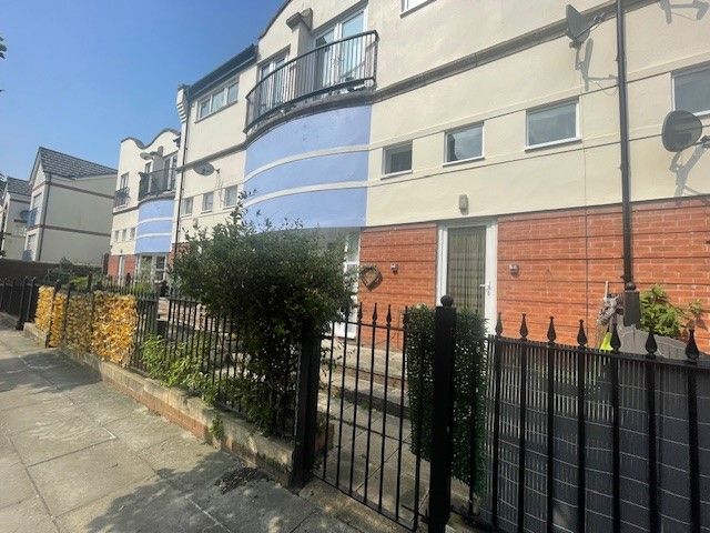 1 bed flat to rent in Brunswick Mews, Birkenhead, Wirral CH41, £695 pcm ...