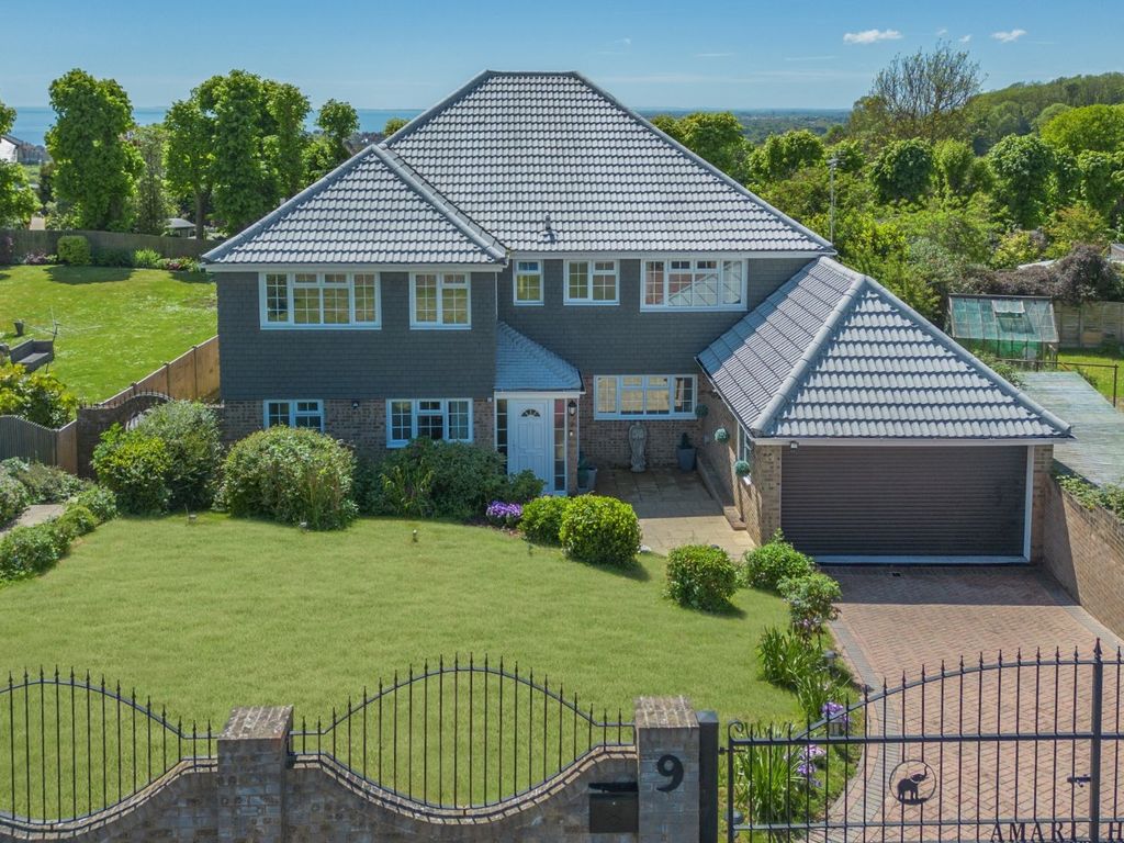 5 bed detached house for sale in Cliff Road, Hythe, Kent CT21, £