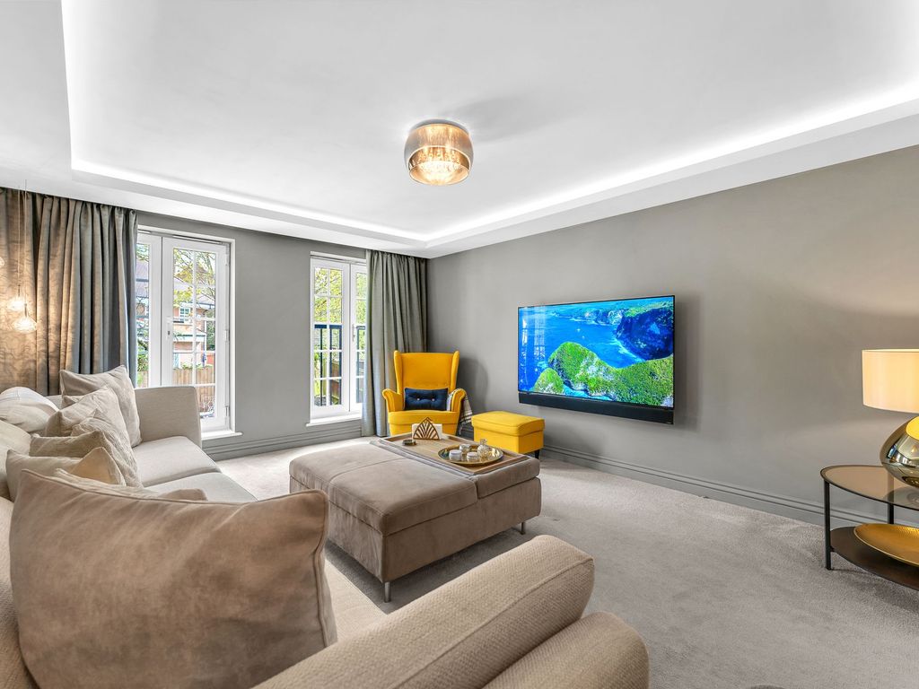 3 bed terraced house for sale in Browning Drive, Winwick WA2, £375,000