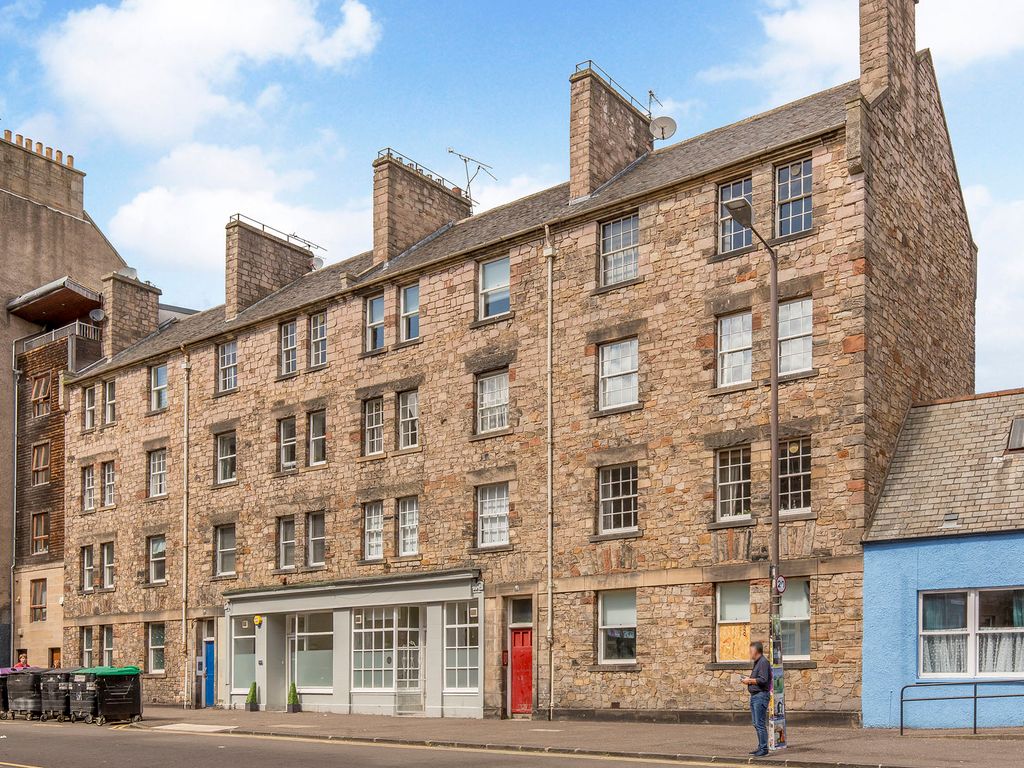 1 bed flat for sale in 58/4 East Crosscauseway, Edinburgh EH8, £200,000