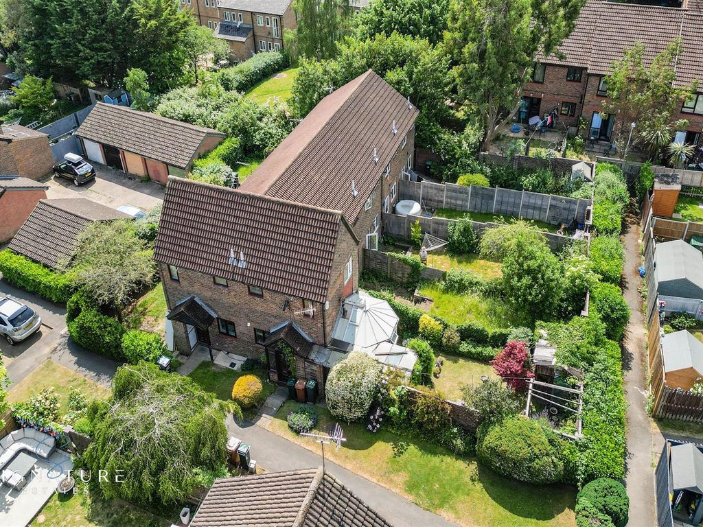 1 bed semidetached house for sale in Furtherfield, Abbots Langley WD5 Zoopla