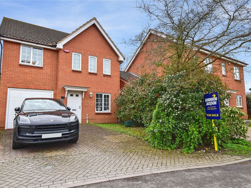4 bed detached house for sale in Beech Avenue, Swanley, Kent BR8 Zoopla