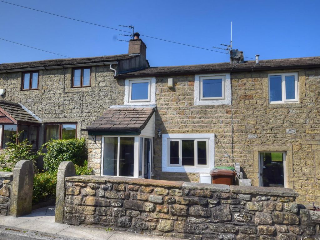 2 bed cottage for sale in The Castle, Colne BB8, £200,000 Zoopla
