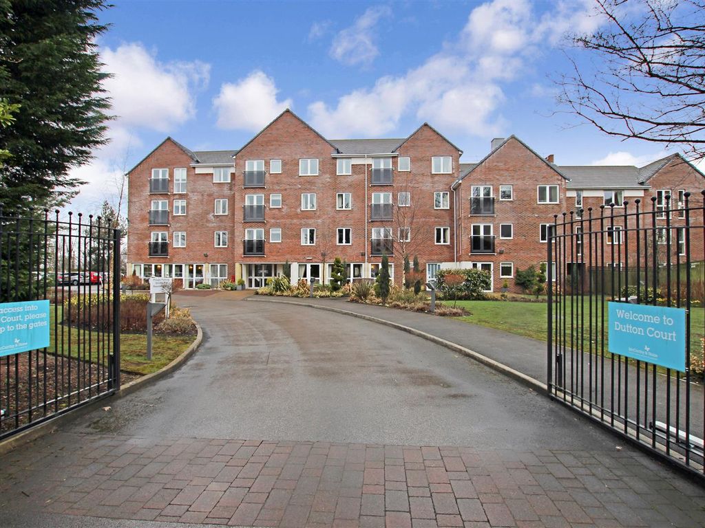 2 bed flat for sale in Dutton Court, Station Approach, Off Station Road