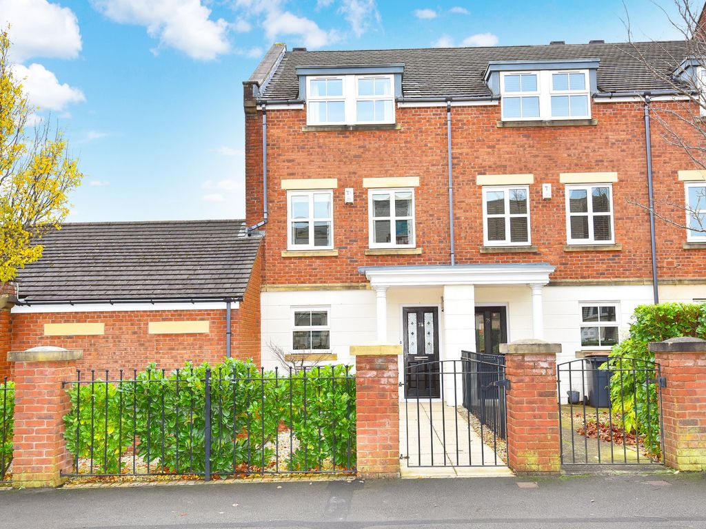 3 bed end terrace house for sale in Hutton Gate, Harrogate HG2 Zoopla