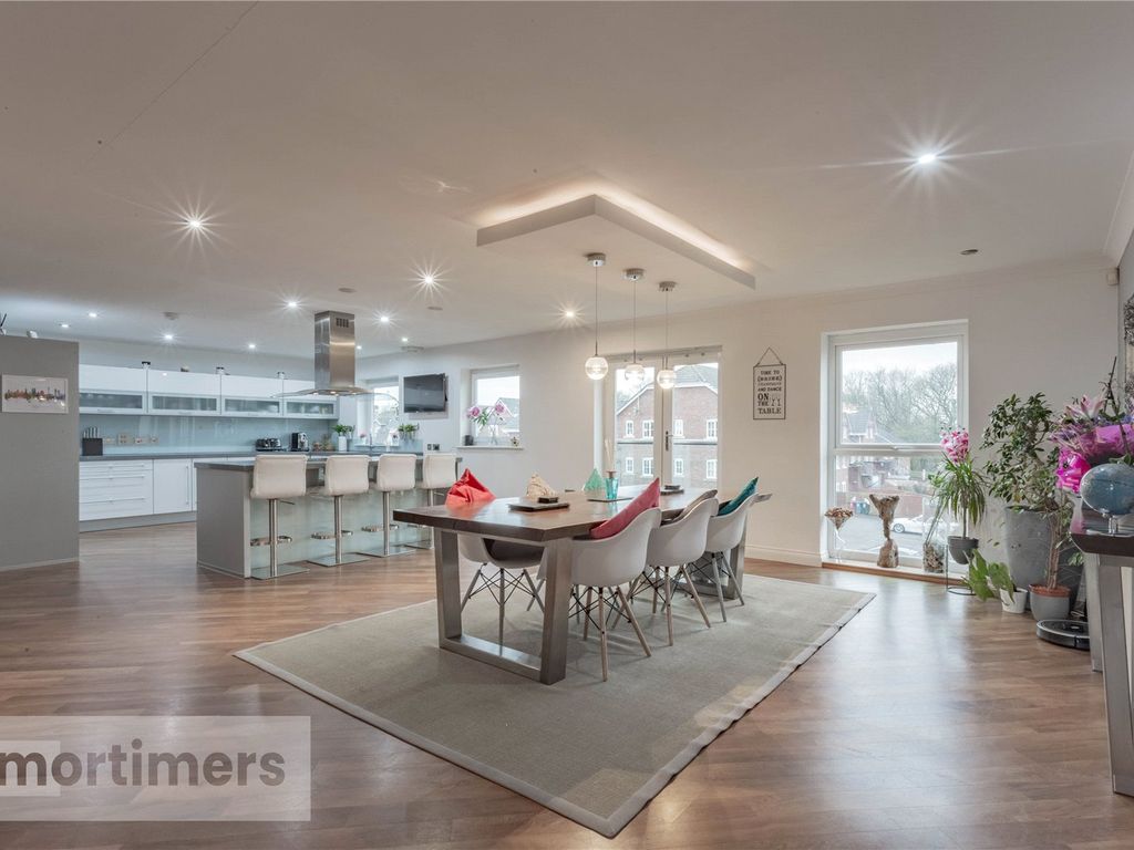 4 bed flat for sale in Dickens Court, Brockhall Village, Old Langho BB6