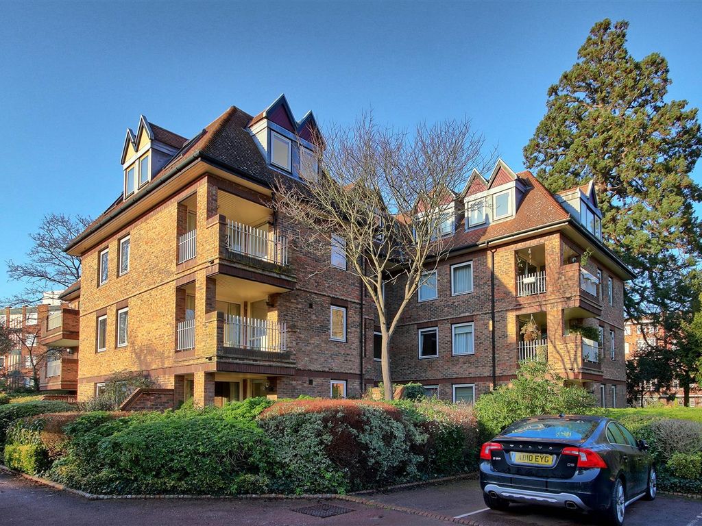 3 bed flat to rent in Redwood Lodge, Grange Road, Cambridge CB3 Zoopla