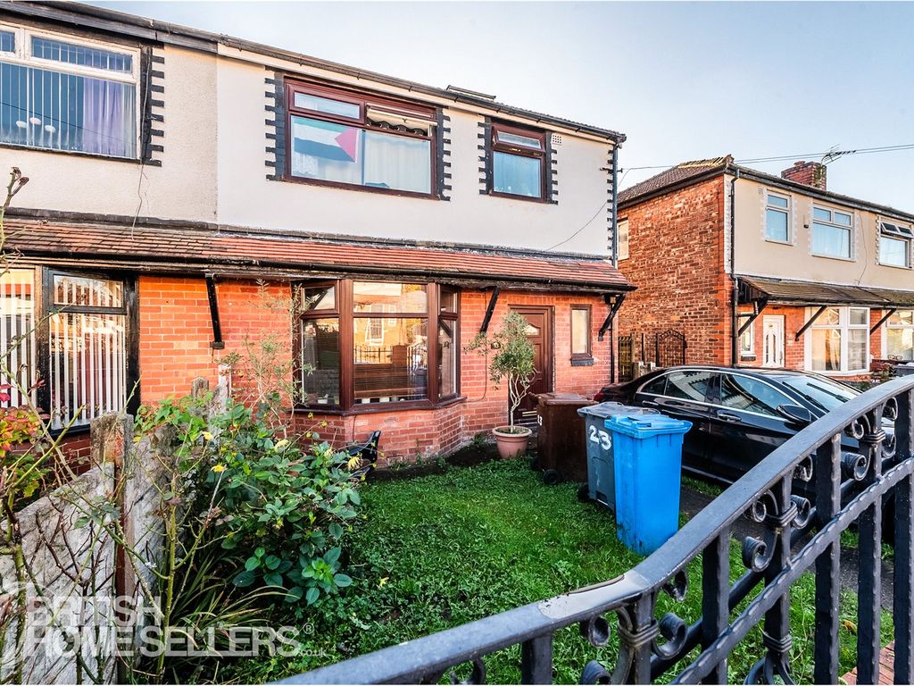 5 bed semidetached house for sale in Haversham Road, Manchester