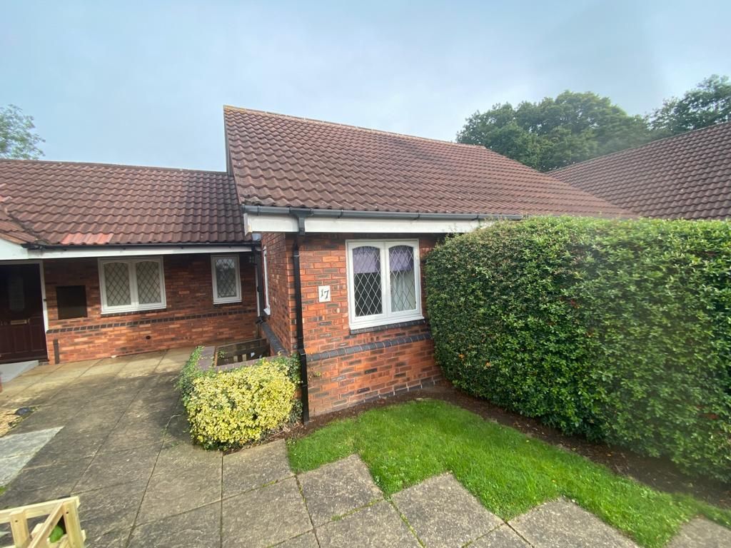 2 bed semidetached bungalow for sale in Checkley Croft, Sutton