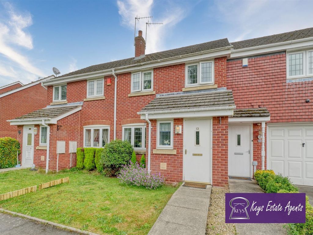 3 bed town house for sale in Cloughwood Way, Burslem, StokeOnTrent