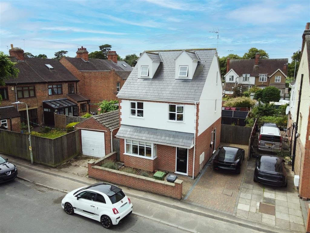3 bed detached house for sale in Albert Promenade, Loughborough LE11