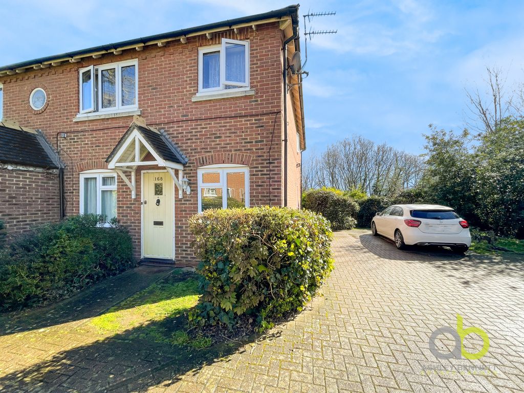 2 bed for sale in Whitehall Lane, Grays RM17 Zoopla