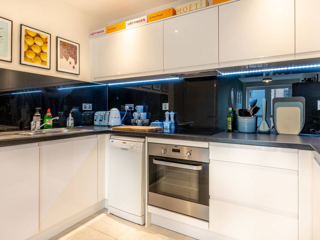 Hampden Road, Hornsey, London N8  