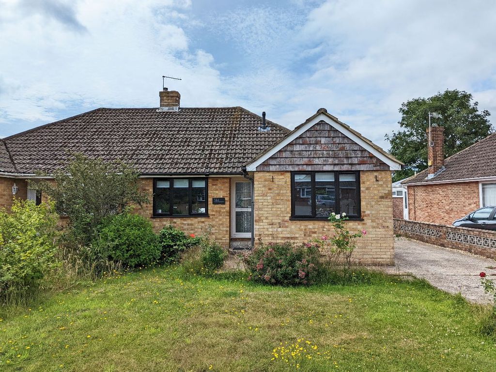 2 bed bungalow for sale in Sunnymead Drive, Waterlooville, Hampshire PO7 Zoopla