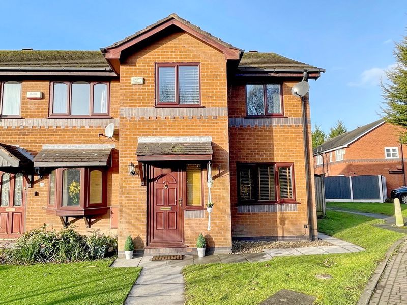 3 bed semidetached house for sale in Oriole Drive, Worsley, Manchester
