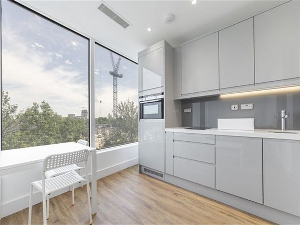 1 bed flat to rent in Westgate House, Ealing W5 Zoopla