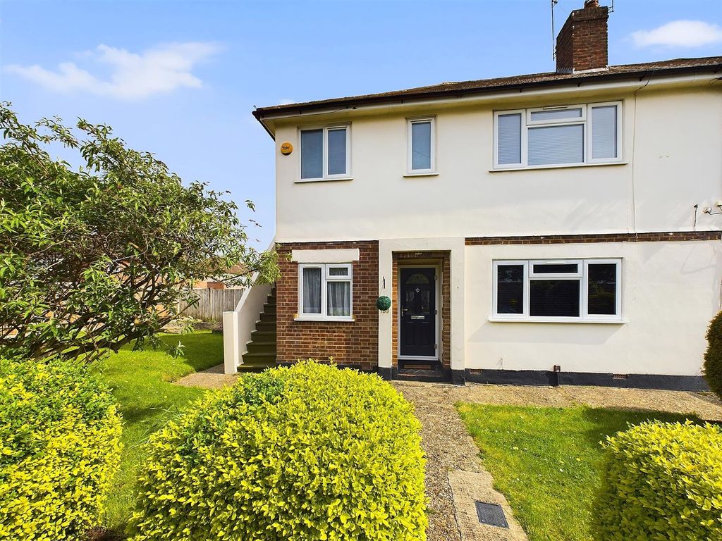 2 bed for sale in West End Road, Ruislip HA4, £375,000 Zoopla