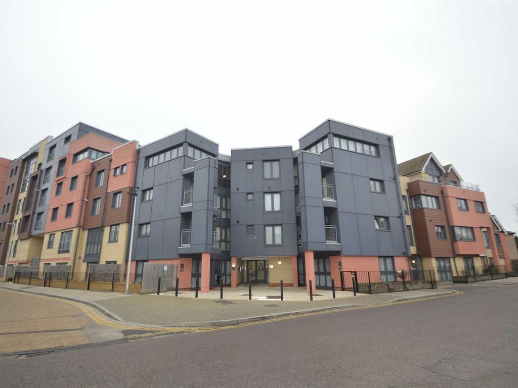1 bed flat to rent in Invito House, Bramley Crescent IG2 Zoopla