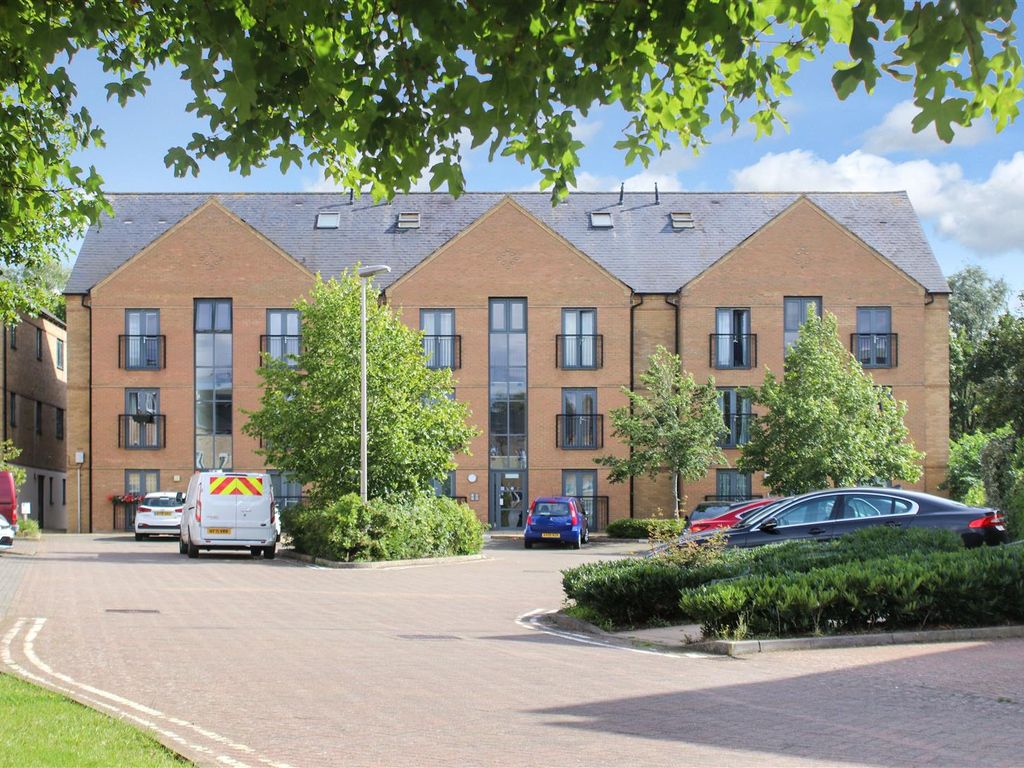 2 bed flat for sale in Felstead, Caldecotte, Milton Keynes MK7 Zoopla