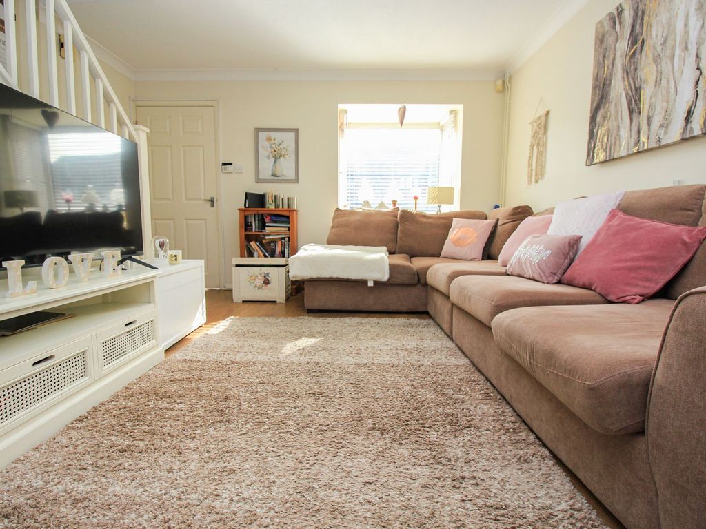 2 bed terraced house for sale in Millbridge Gardens, Sholing SO19, £