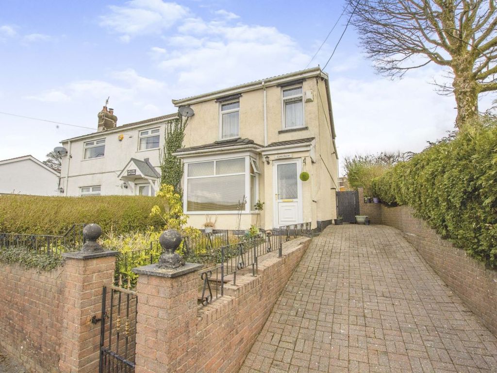 3 bed semidetached house for sale in Sunnybank, St. Lukes Road