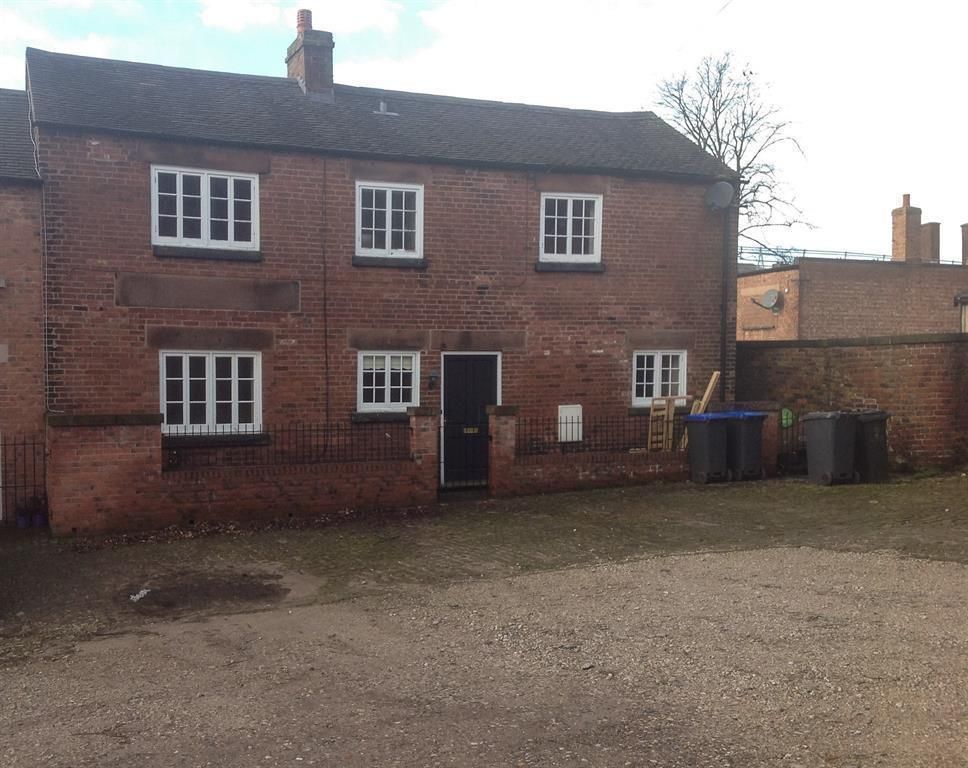 2 bed town house to rent in Pickwood Road, Leek ST13 Zoopla
