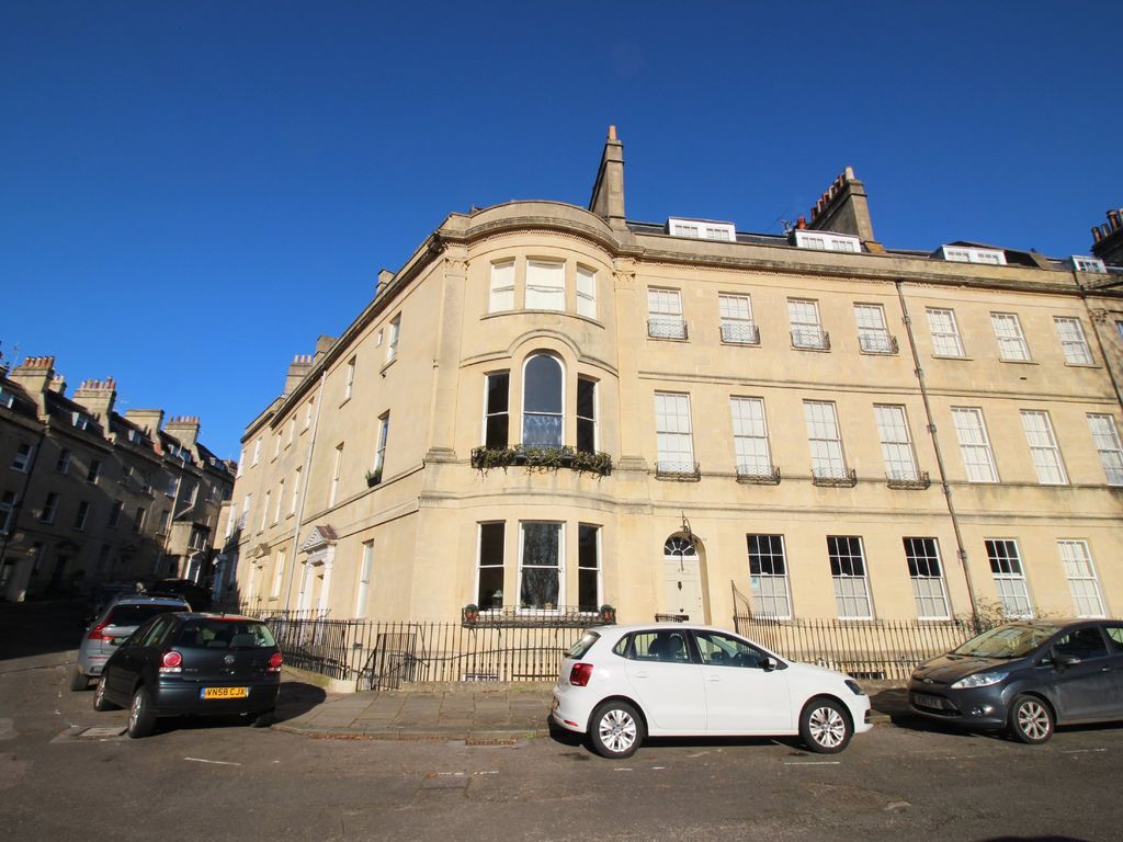 2 bed flat to rent in St. James's Square, Bath BA1 Zoopla