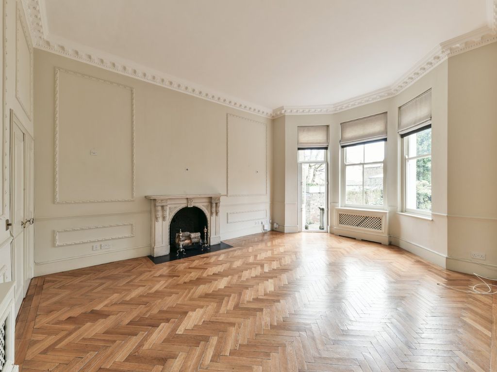 Cranley Gardens, South Kensington, London SW7  