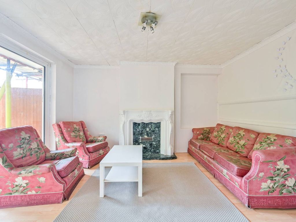 Congreve Street Elephant And Castle London SE17  