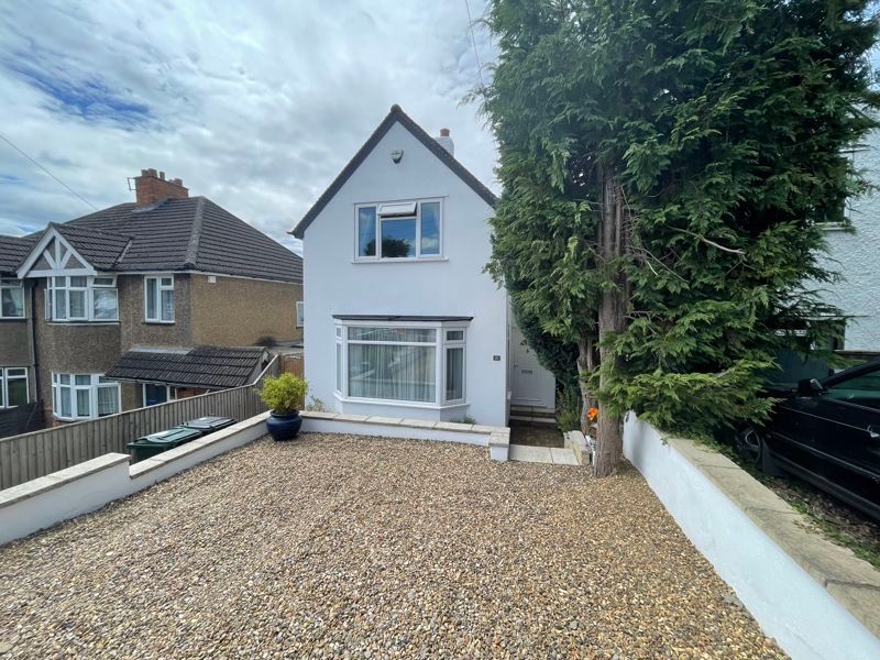 3 bed detached house for sale in Melbourne Road, High HP13 Zoopla