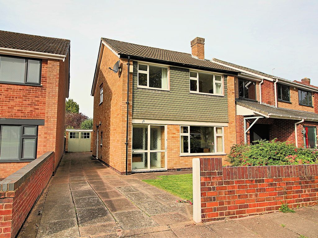 3 bed detached house for sale in Gifford Close, Evington, Leicester LE5