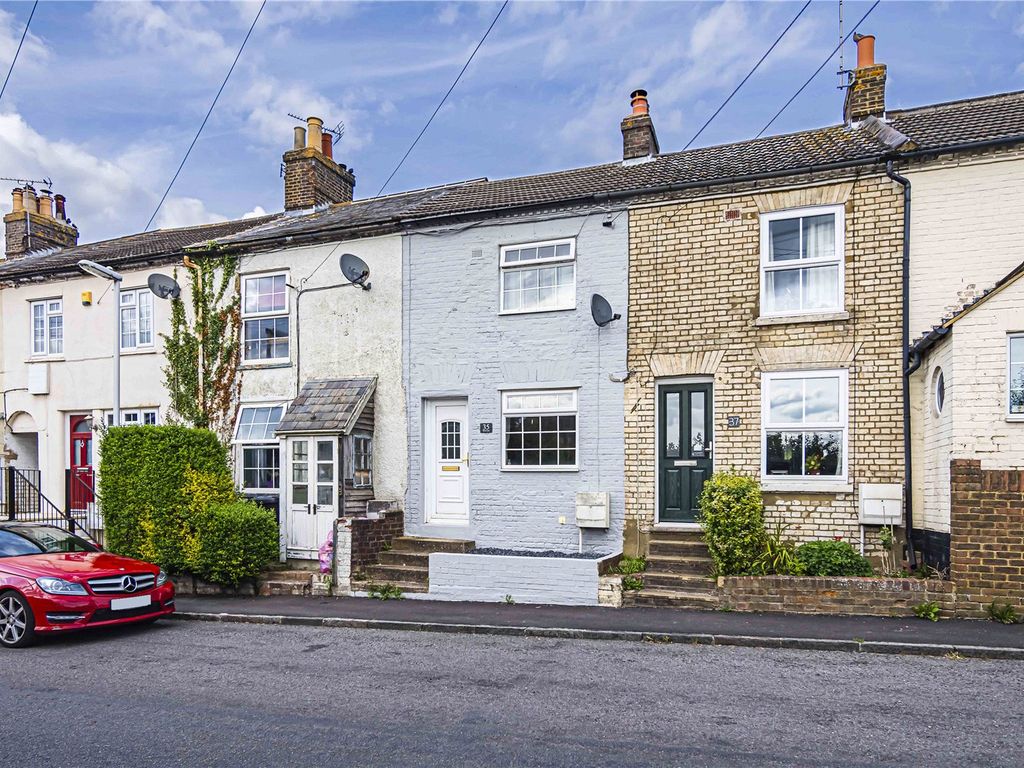 2 bed terraced house for sale in Bower Lane, Eaton Bray, Central