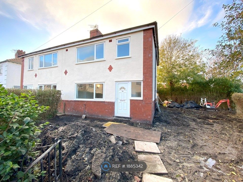 2 bed semidetached house to rent in Carlisle Grove, ThorntonCleveleys