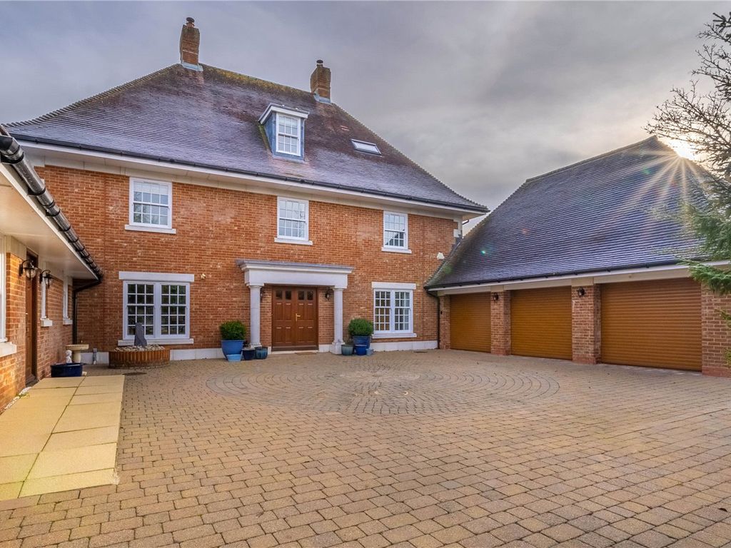 6 bed detached house for sale in Mulberry Place, Newdigate RH5 Zoopla
