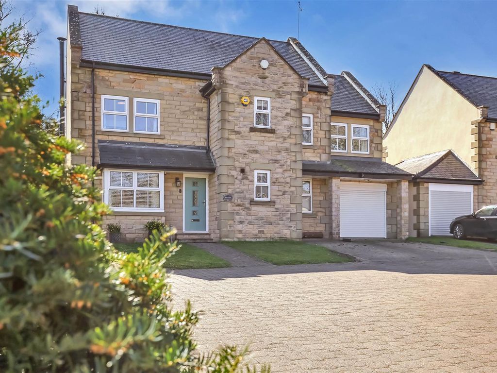 5 bed detached house for sale in Hedgefield Court, Stella Road, Ryton