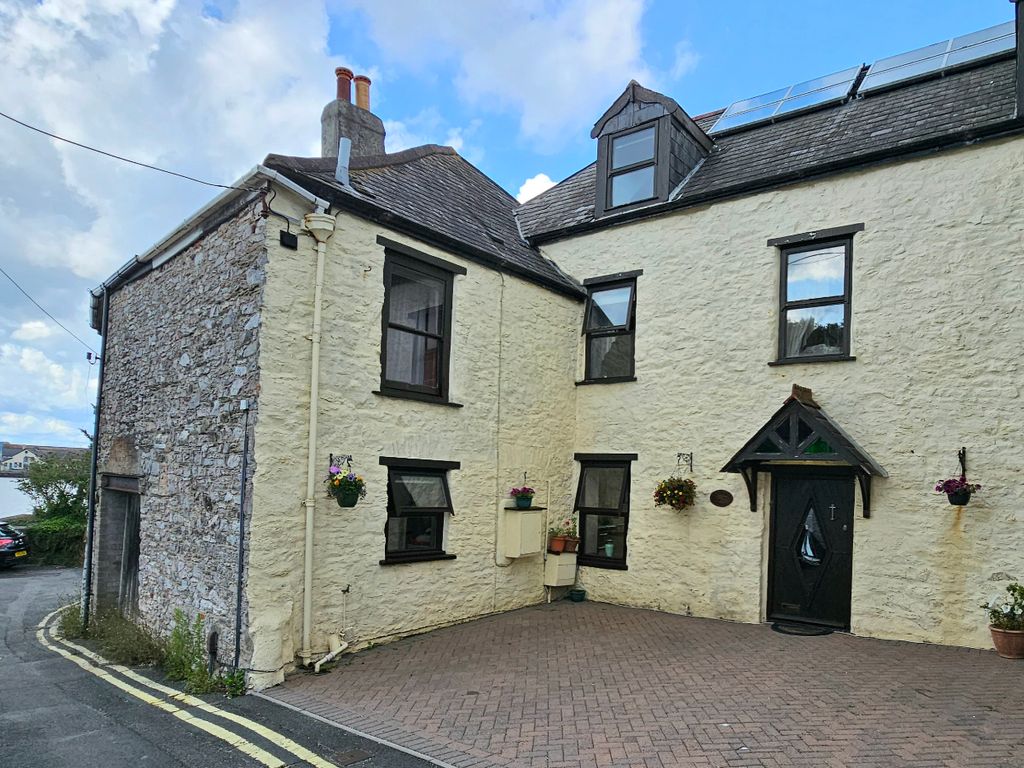 4 bed terraced house for sale in Marine Road, Plymstock, Plymouth PL9