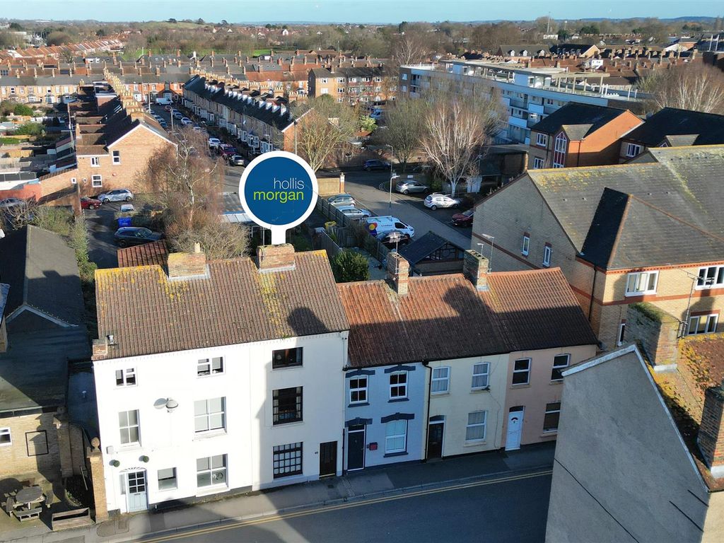 4 bed terraced house for sale in Canon Street, Taunton TA1, £165,000