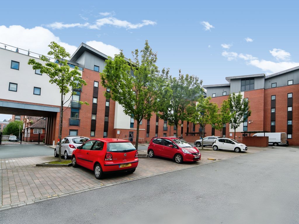 2 bed flat for sale in Egerton Street, Chester, Cheshire CH1, £165,000 Zoopla