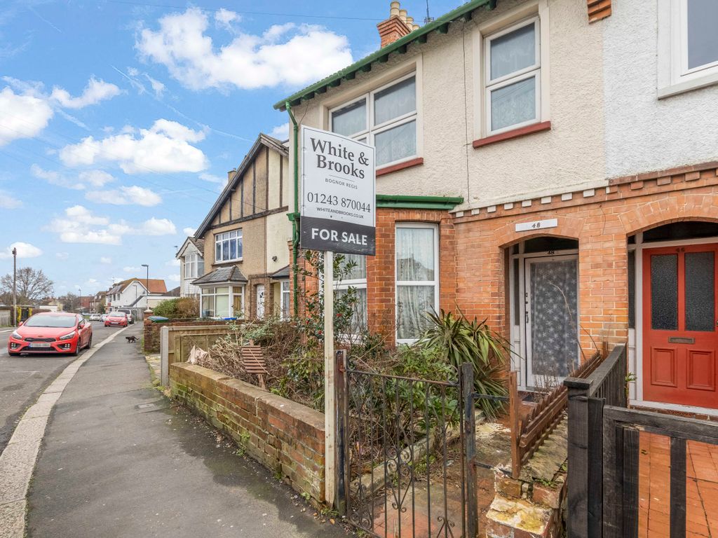 4 bed semidetached house for sale in Gordon Avenue, Bognor Regis, West