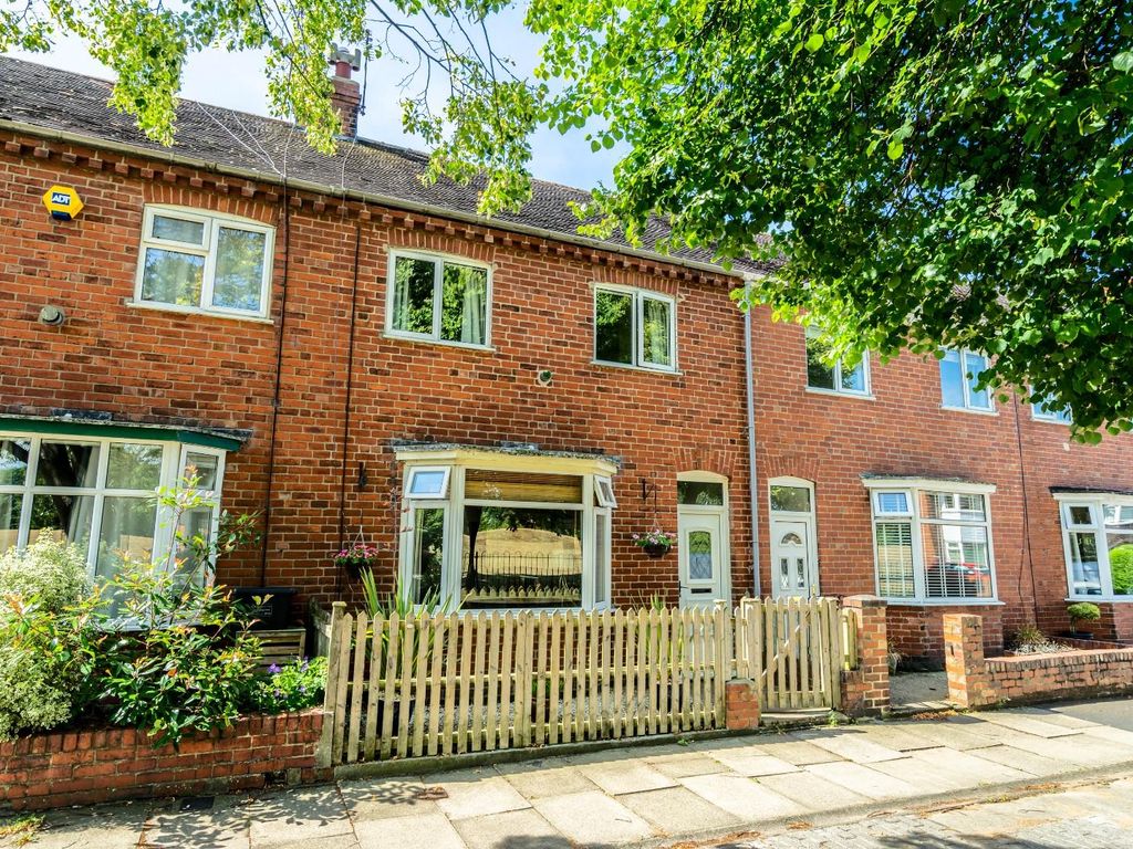 3 bed terraced house for sale in Swinerton Avenue, Leeman Road, York YO26 Zoopla