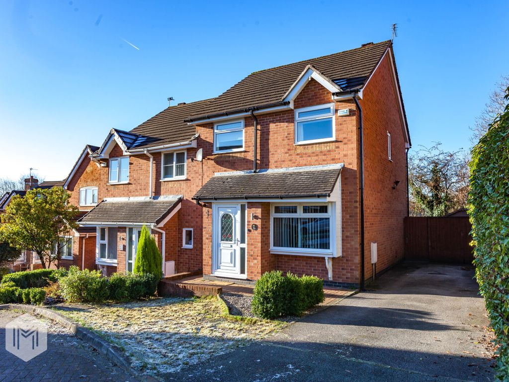 3 bed semidetached house for sale in Inglewood Close, Bury, Greater