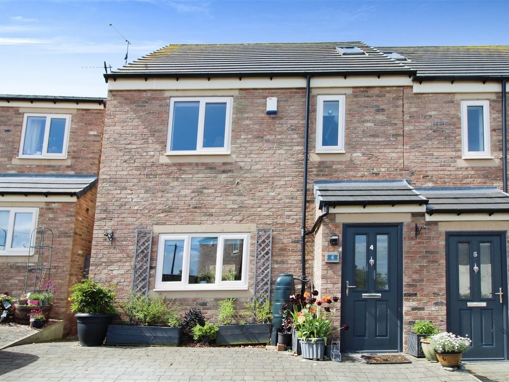 3 bed semidetached house for sale in Edgewell Court, Prudhoe NE42 Zoopla